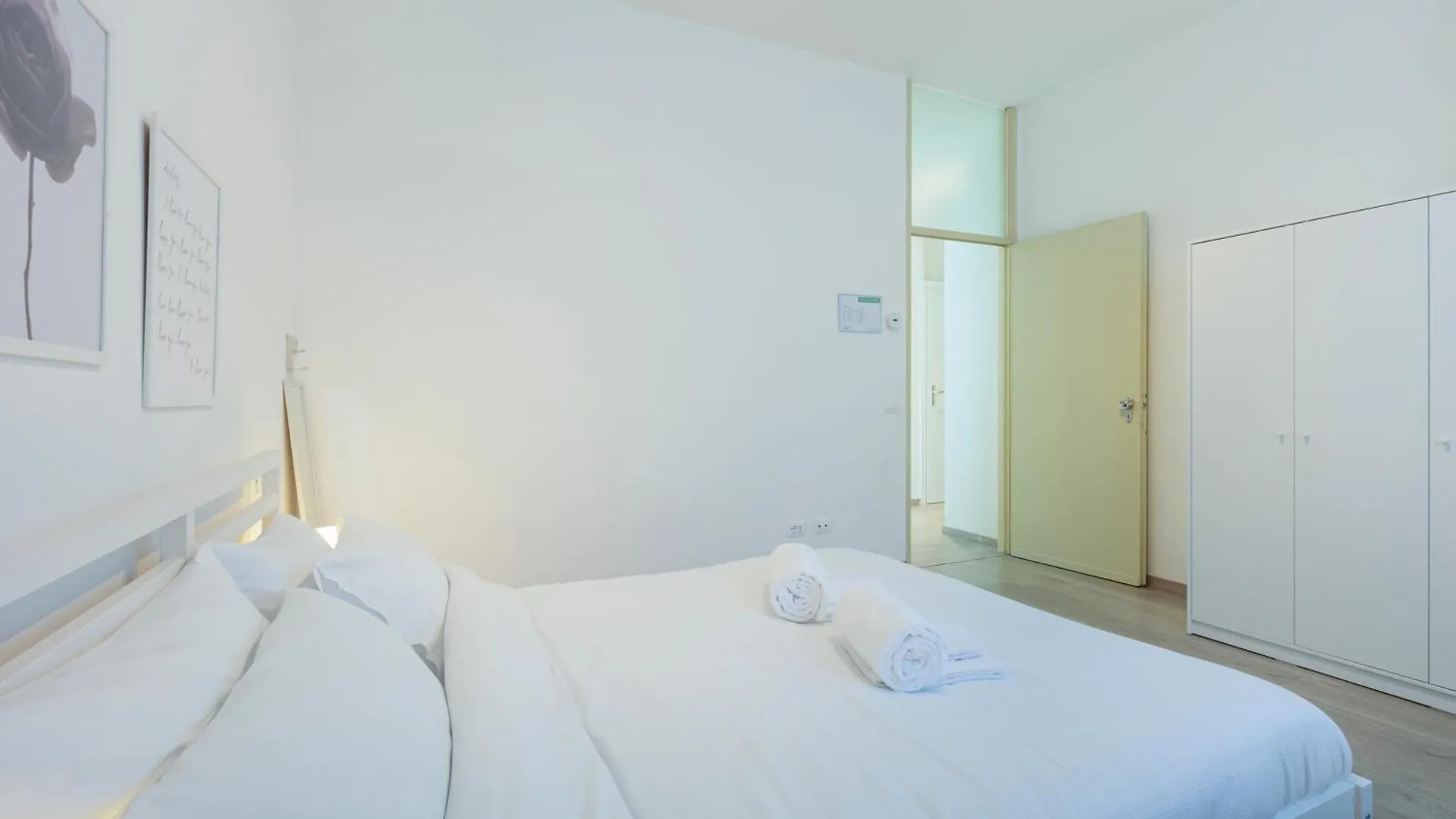 White Pearl Bgy Station Apartment Bergamo